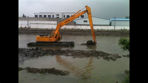 swamp buggy excavator|small personal marsh buggy.